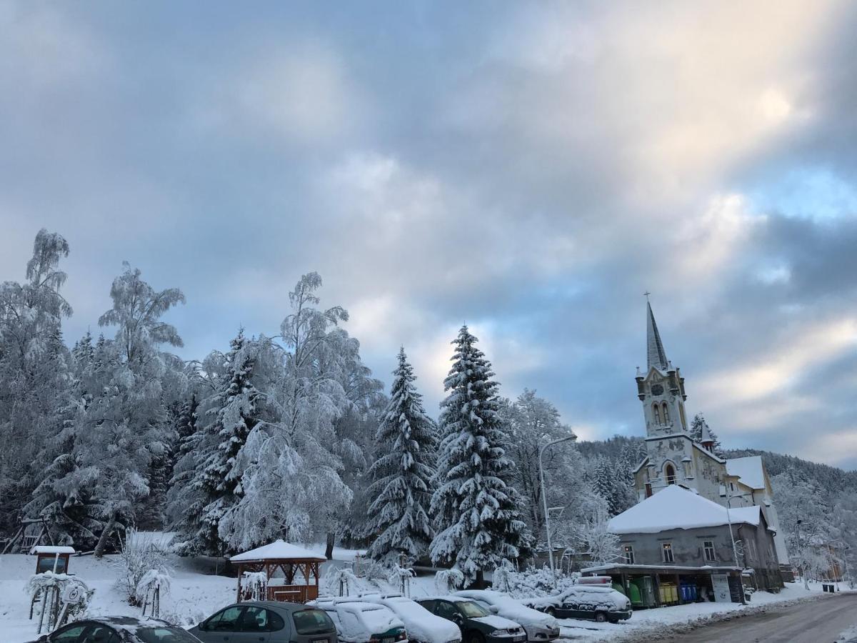 Penzion Mája Josefŭv Dŭl Kültér fotó
